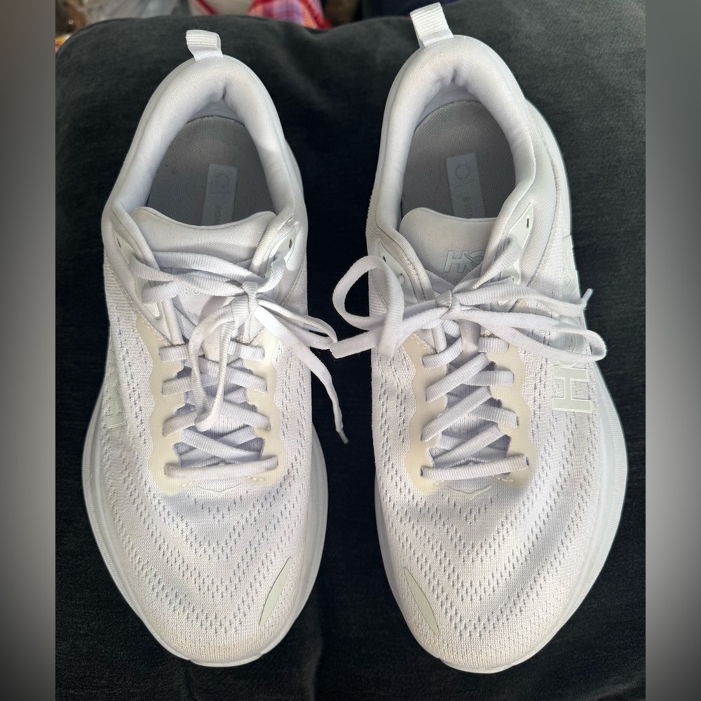 Hoka One One Bondi 8 - Womens White 9.5D (9.5 wide)